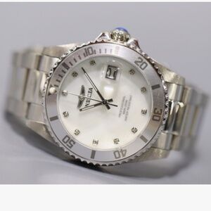 Ladies Invicta Pro Diver 38mm white dial stainless steel PC32 Quartz